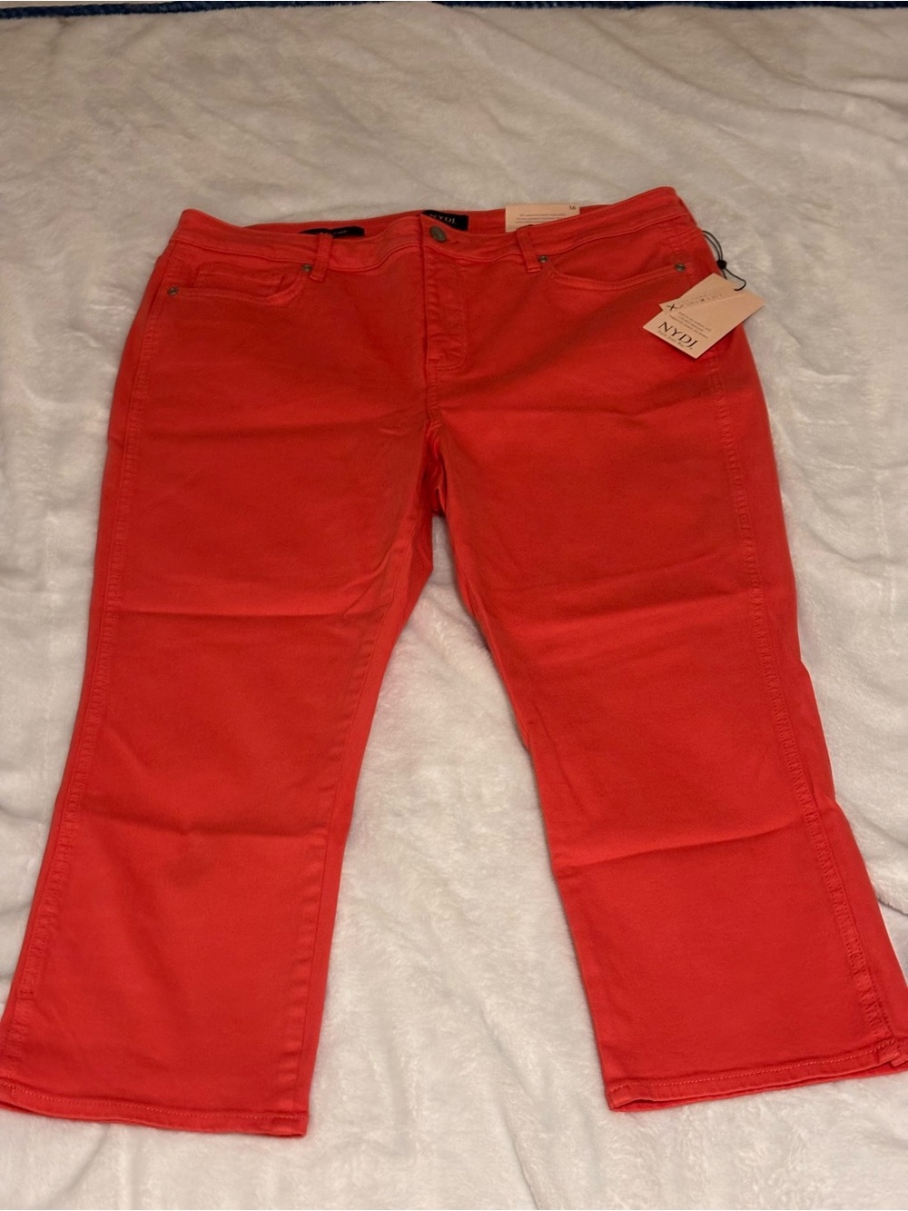 NYDJ Women’s Chloe Capri Pants
